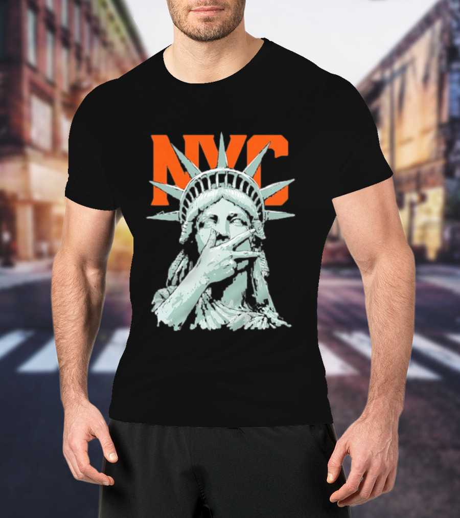 NYC Statue Of Liberty Peace Gesture Iconic Liberty T-Shirt