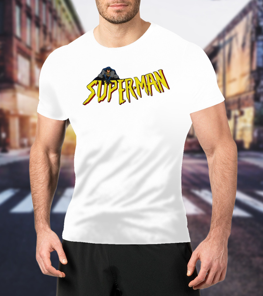 Batman Crouching On Superman Lettering DC Comics T-Shirt