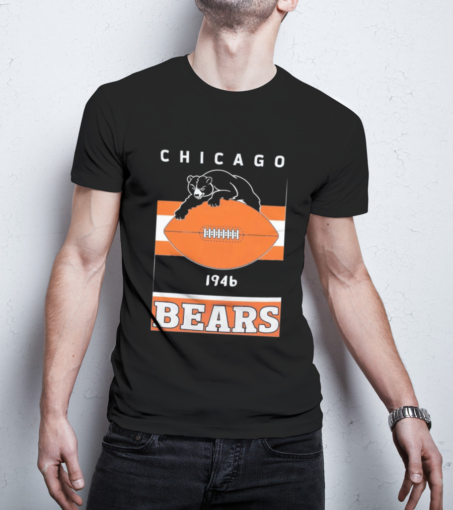 Chicago Bears 1946 Football Vintage Team History T-Shirt