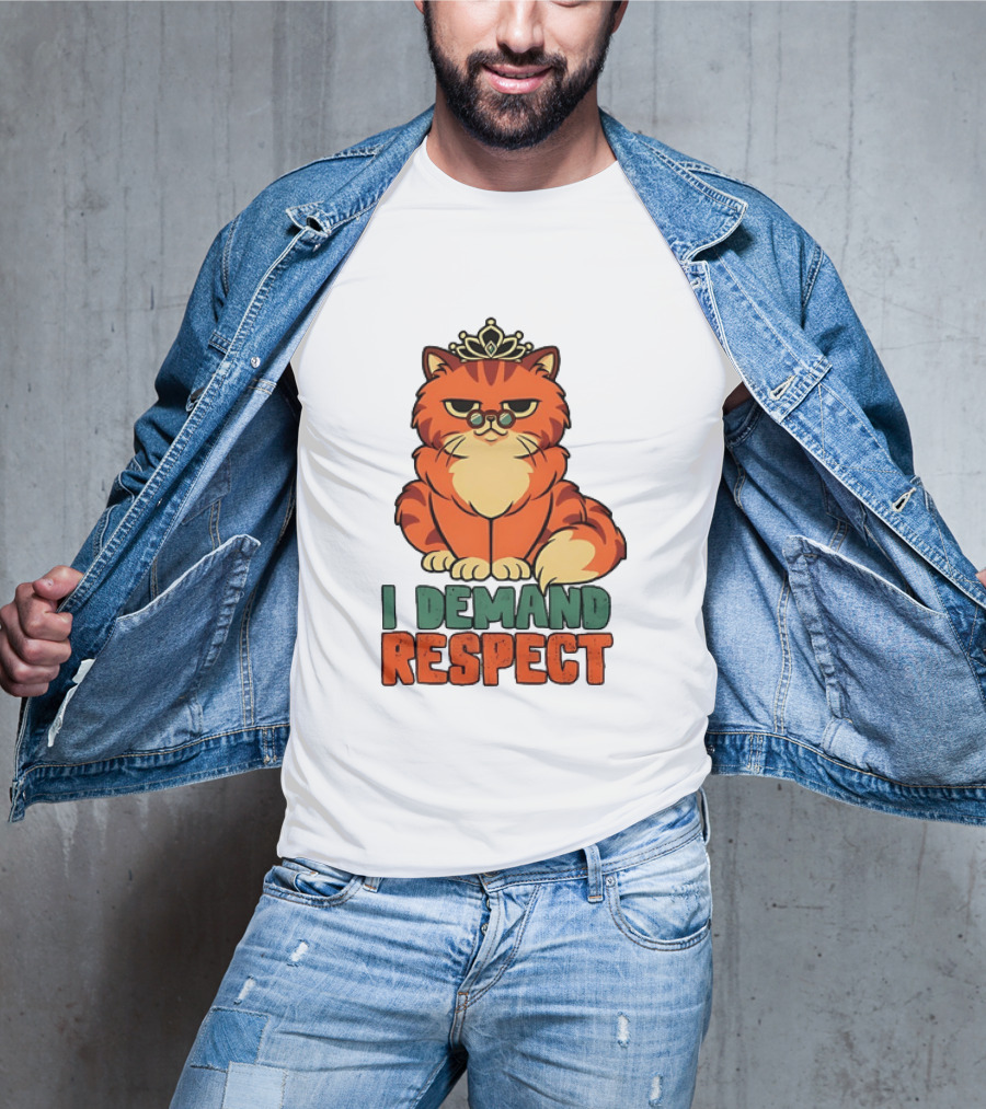 Cat With Crown I Demand Respect Pet Lover Distressed T-Shirt