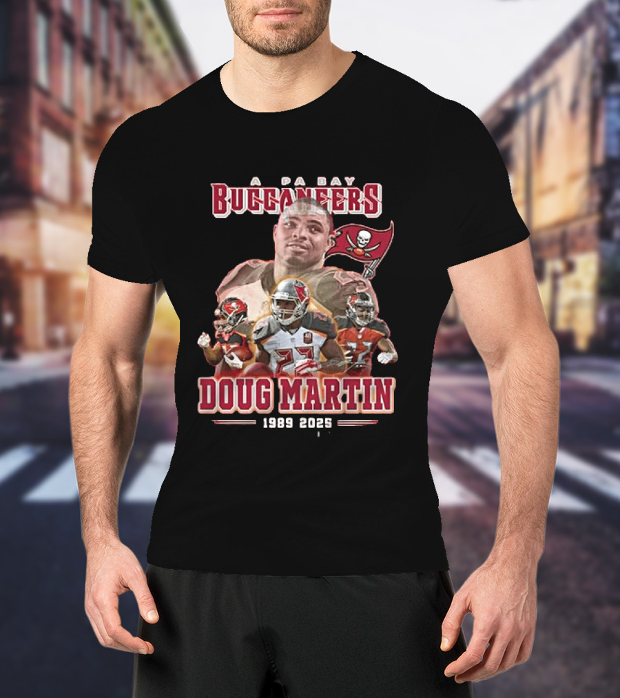 Tampa Bay Buccaneers Doug Martin 1989 2025 Thank You For The Memories Long Sleeve T-Shirt