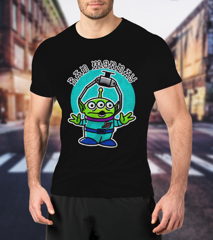 Bad Monday Toy Story Alien With Claw Gothic T-Shirt