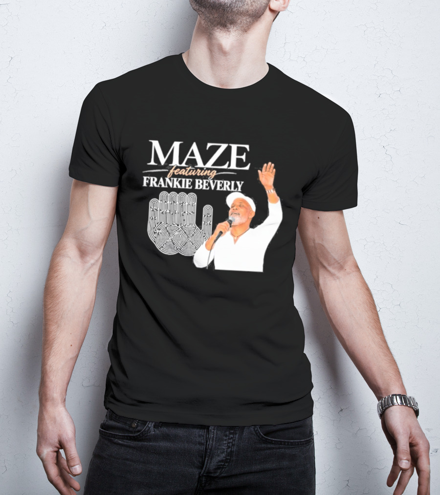 Maze Featuring Frankie Beverly White Outfit Microphone Performance Iconic Image T-Shirt