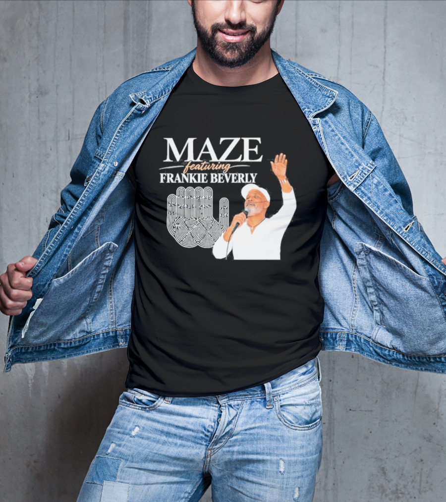 Maze Featuring Frankie Beverly White Outfit Microphone Performance Iconic Image T-Shirt