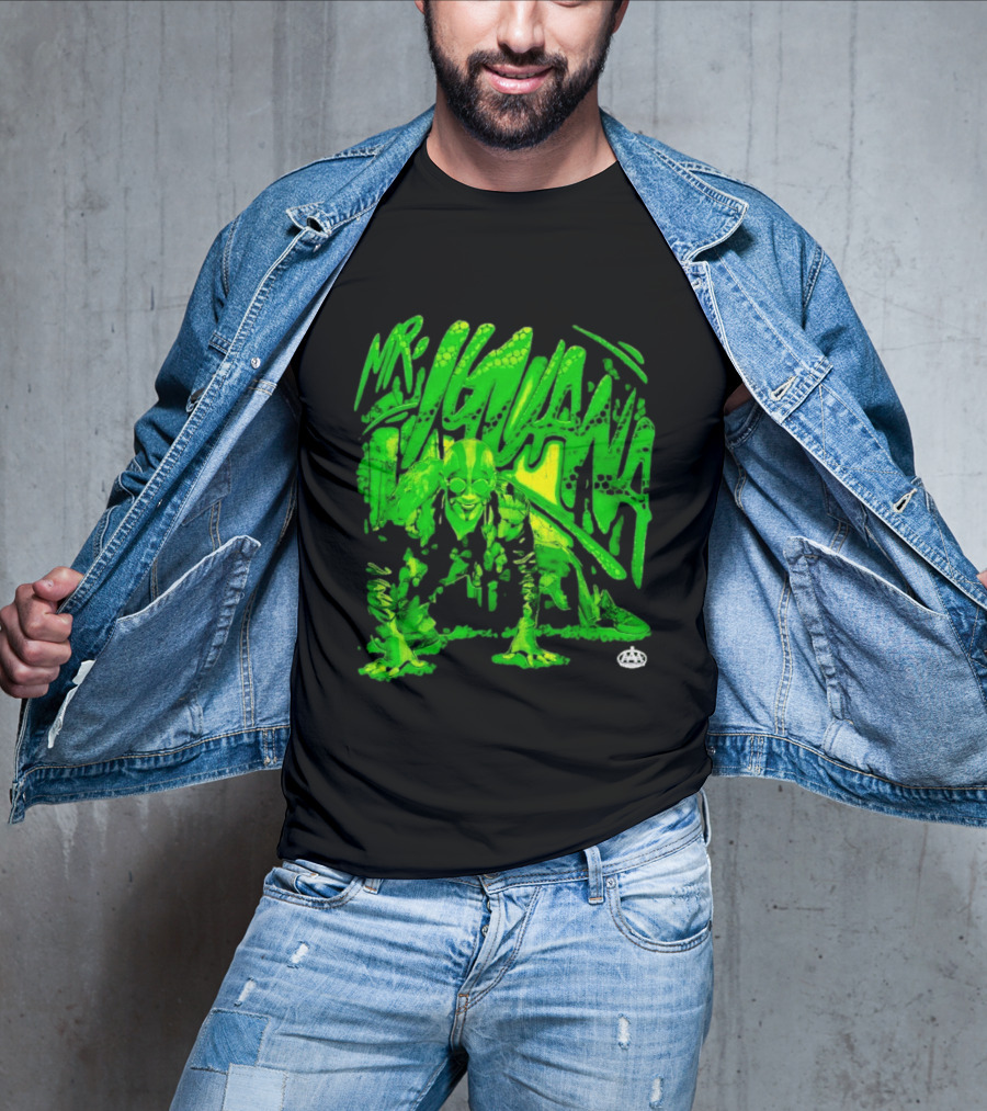 Mr Iguana AAA Lucha Libre Wrestler Crouching Masked Green Creature T-Shirt
