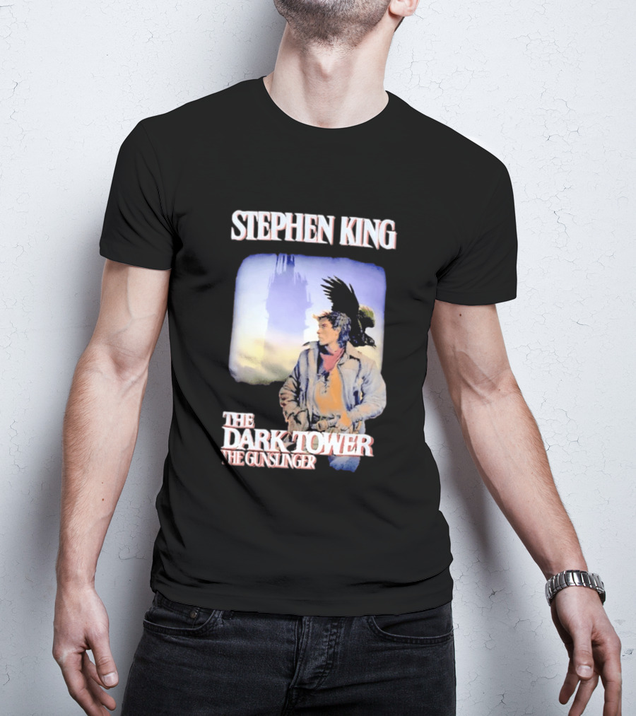 Stephen King The Dark Tower The Gunslinger Artwork With Gunslinger And Raven T-Shirt