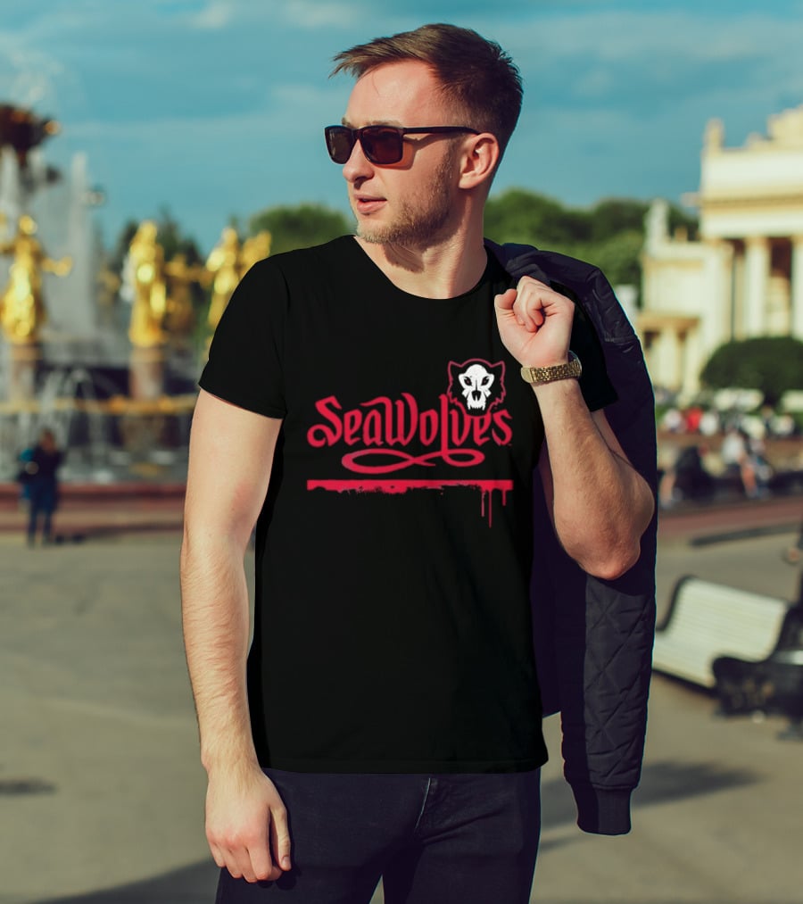 SeaWolves Skull Distressed Hockey Team Fan T-Shirt