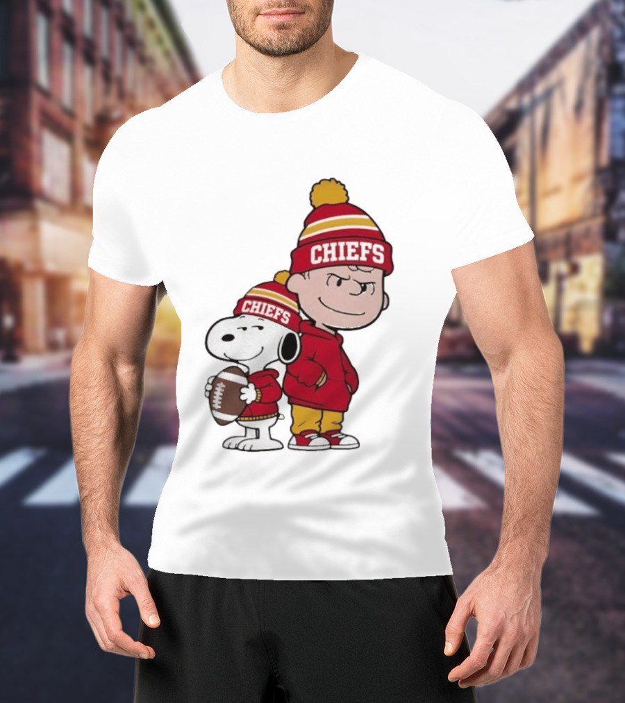 Snoopy And Charlie Brown Chiefs Football Fans Kansas City Chiefs T-Shirt