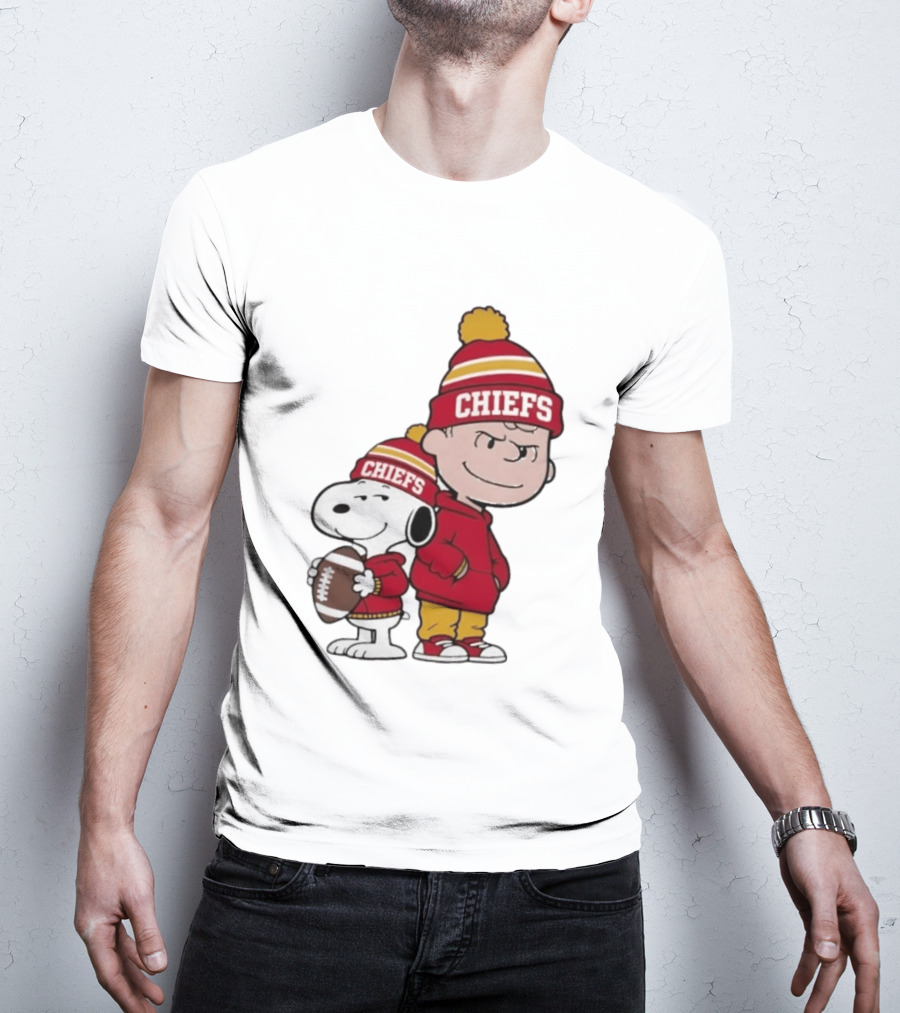 Snoopy And Charlie Brown Chiefs Football Fans Kansas City Chiefs T-Shirt