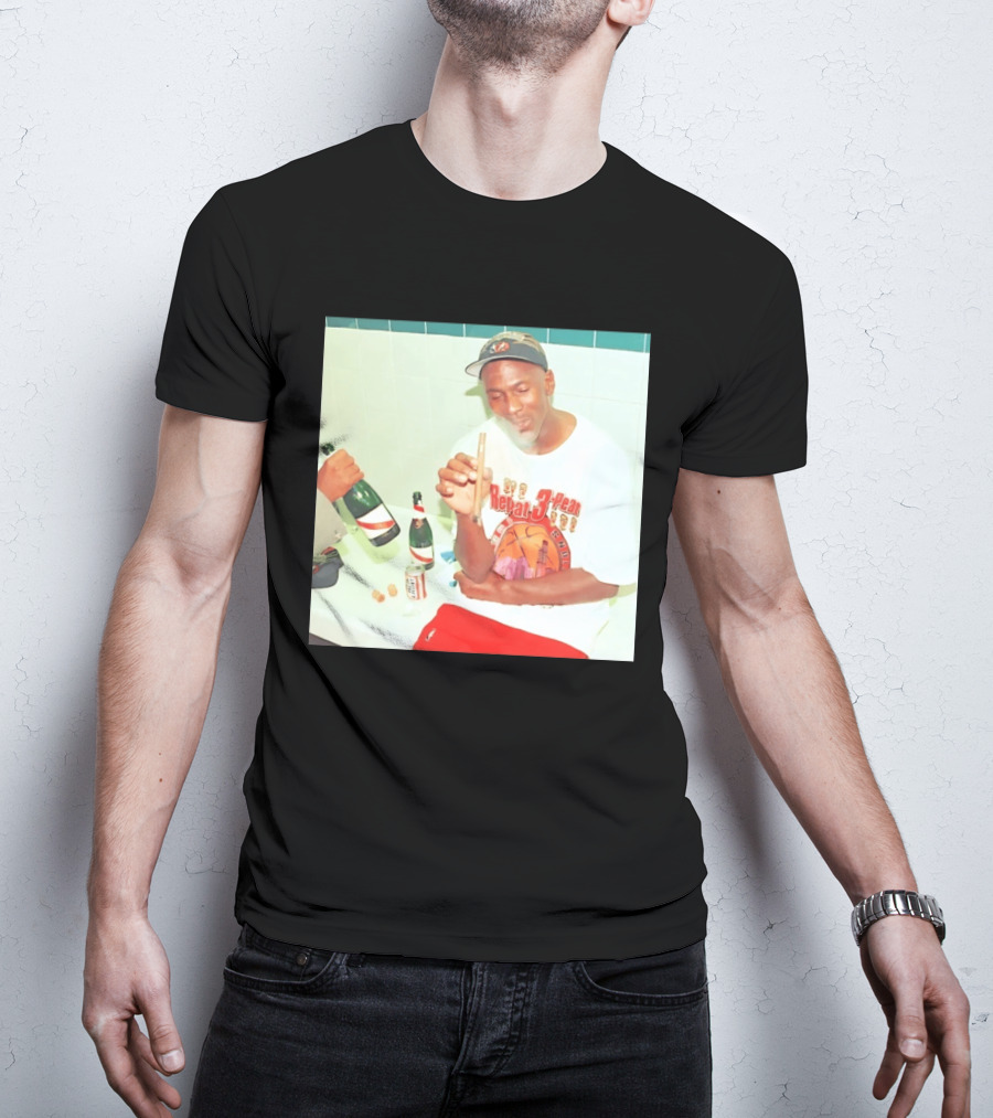 Michael Jordan Repeat 3 Peat Celebration Chicago Bulls Basketball T-Shirt