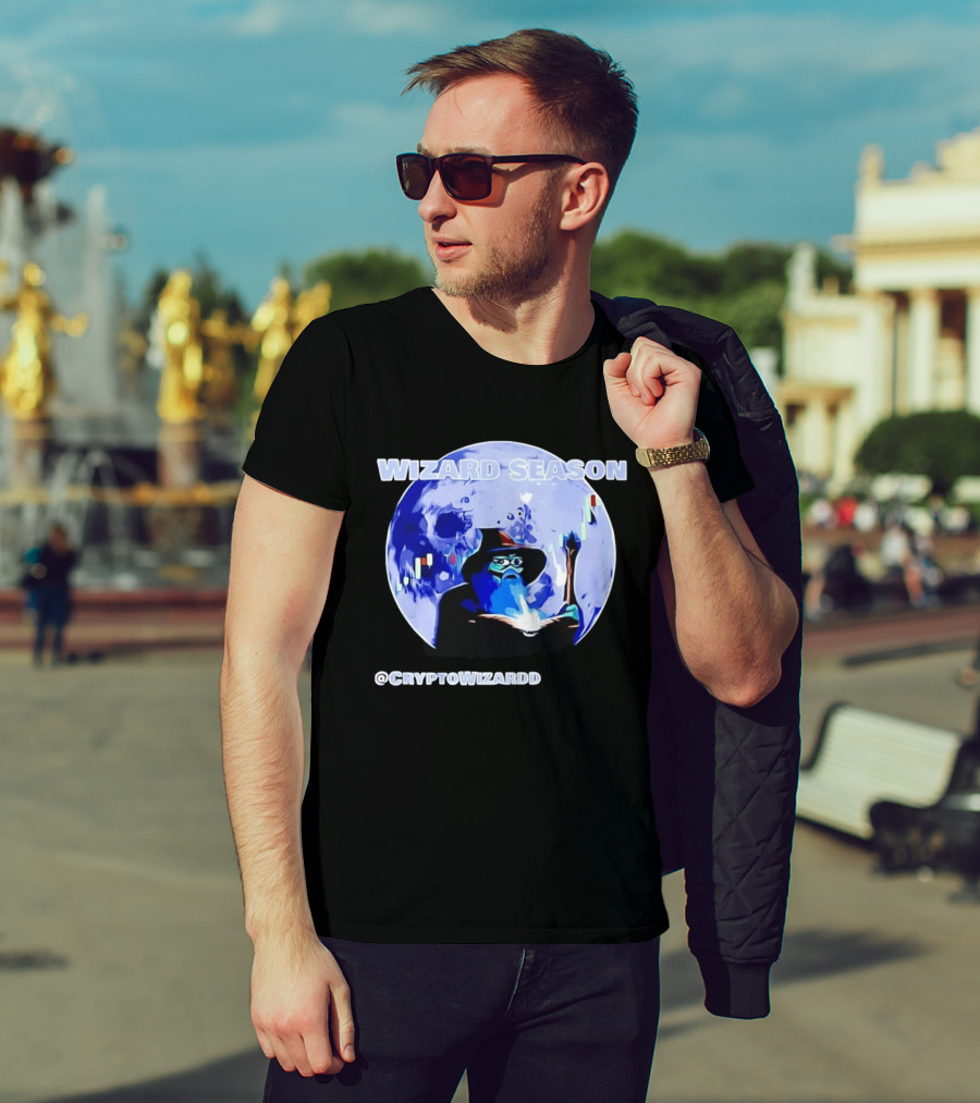 Wizard Season Crypto Trading Bitcoin Wizardry Trend @CryptoWizardd T-Shirt