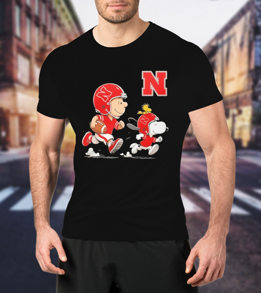 Charlie Brown Woodstock Snoopy Nebraska Cornhuskers Football Helmets T-Shirt