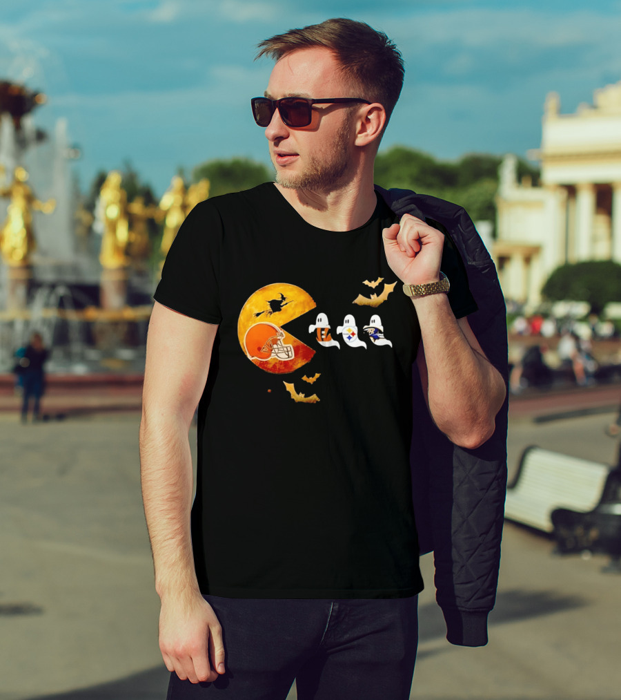 Cleveland Browns Pac Man Vs Bengals Steelers Ravens Halloween Battle T-Shirt