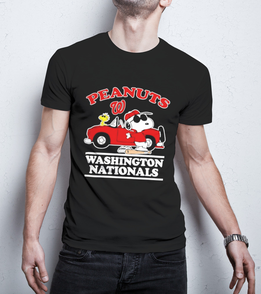 Peanuts Snoopy Woodstock Washington Nationals Baseball Car T-Shirt