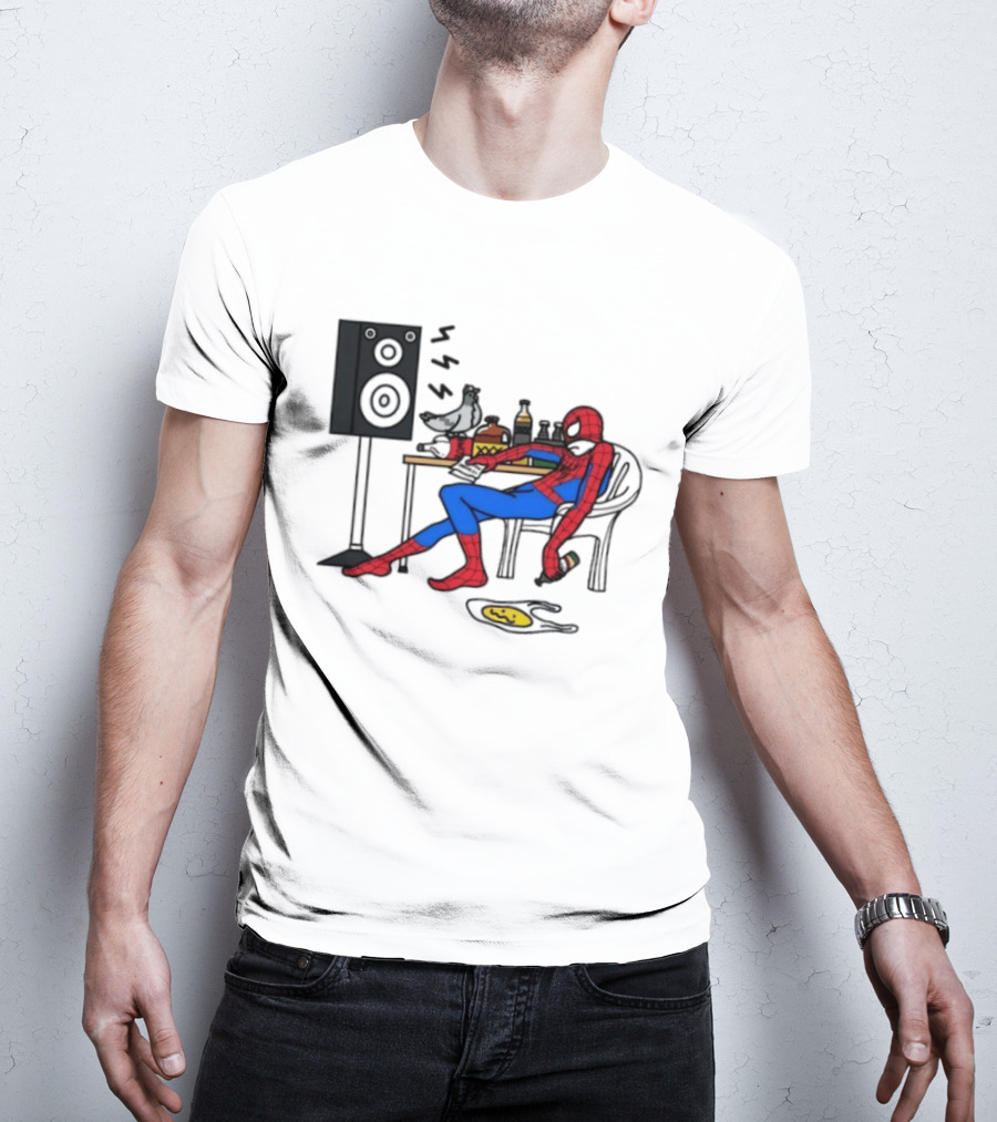 Spider Man Te Quiero Romo Drinking Marvel Speaker Table Scene T-Shirt