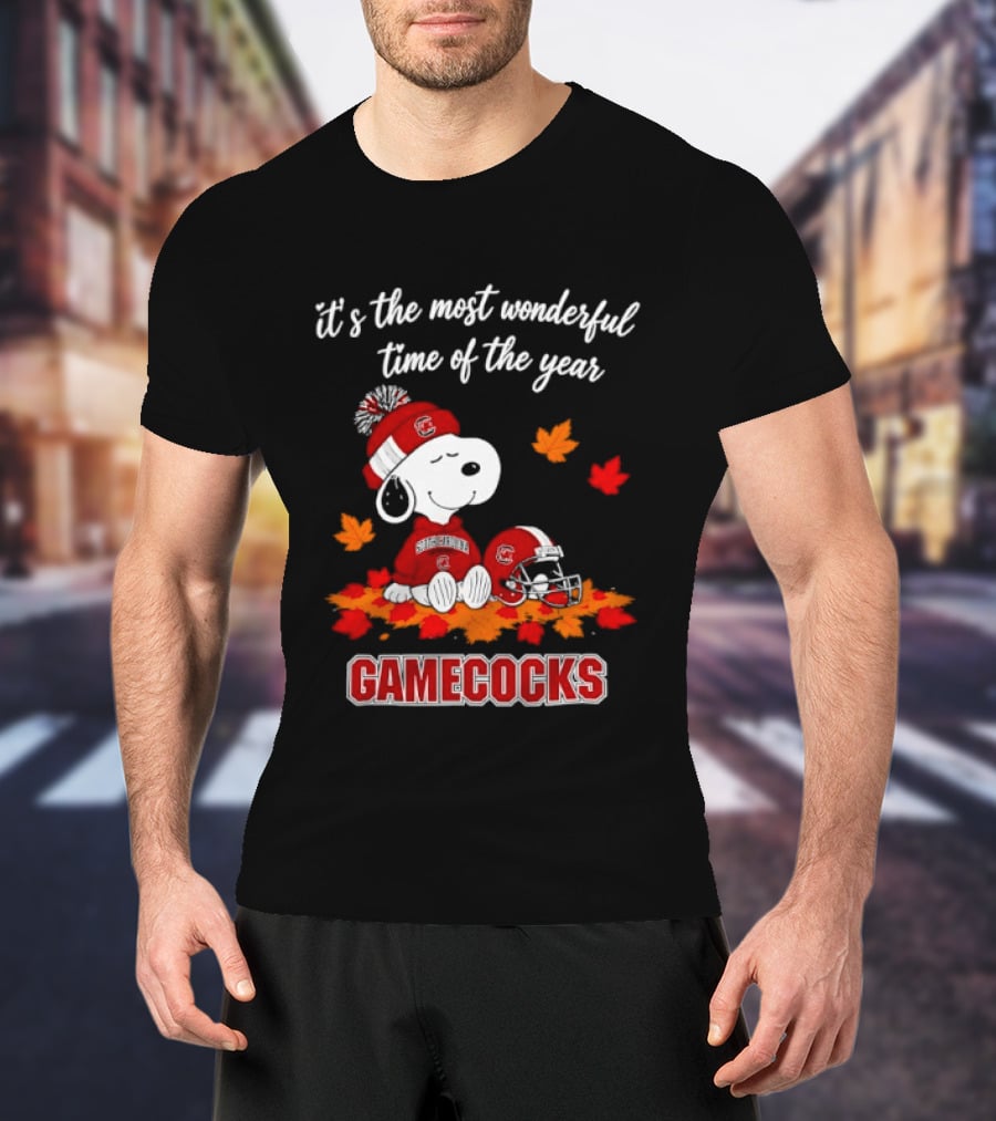 Snoopy South Carolina Gamecocks It's The Most Wonderful Time Of The Year Autumn Leaves T-Shirt