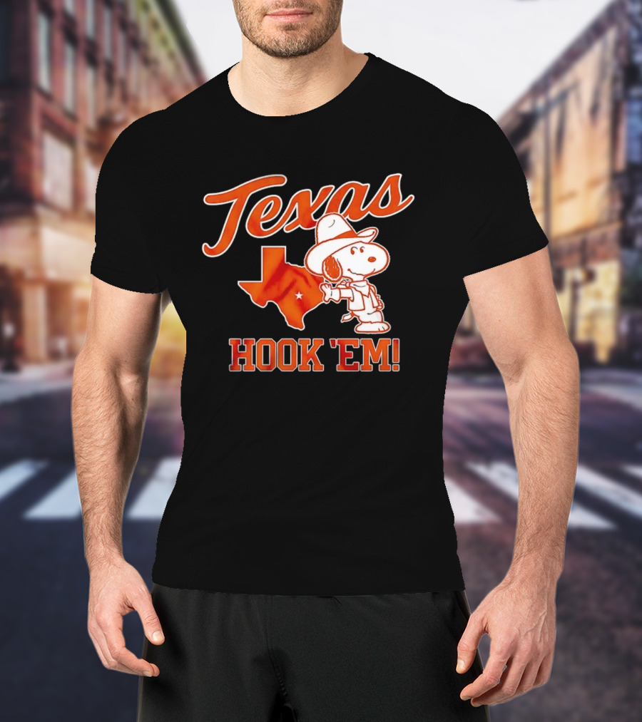 Texas Snoopy Hook 'Em Peanuts Cowboy Spirit T-Shirt
