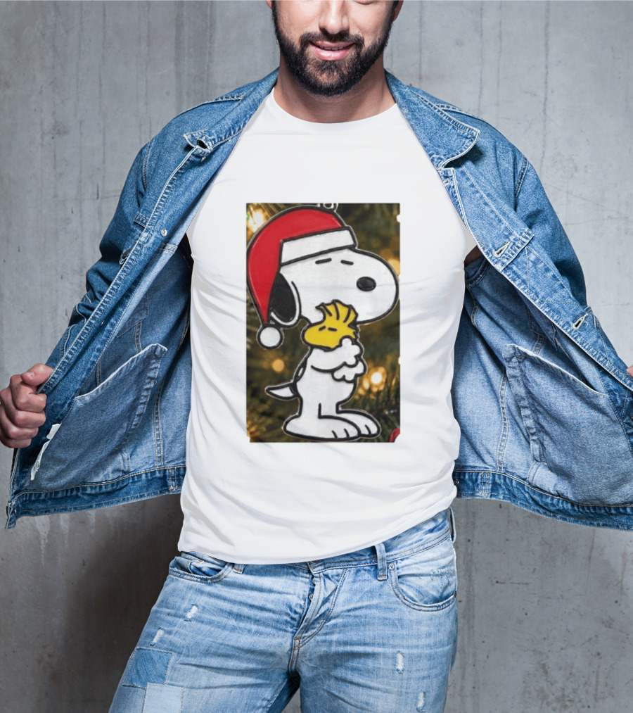 Snoopy Woodstock Christmas Hugging Best Holiday Gift Peanuts T-Shirt