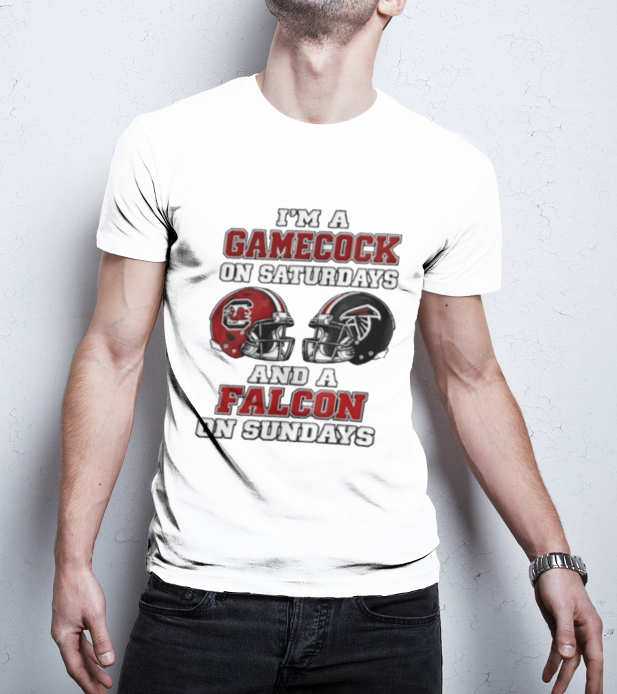 I'm A Gamecock On Saturdays And A Falcon On Sundays Helmet Football Fan شعار T-Shirt