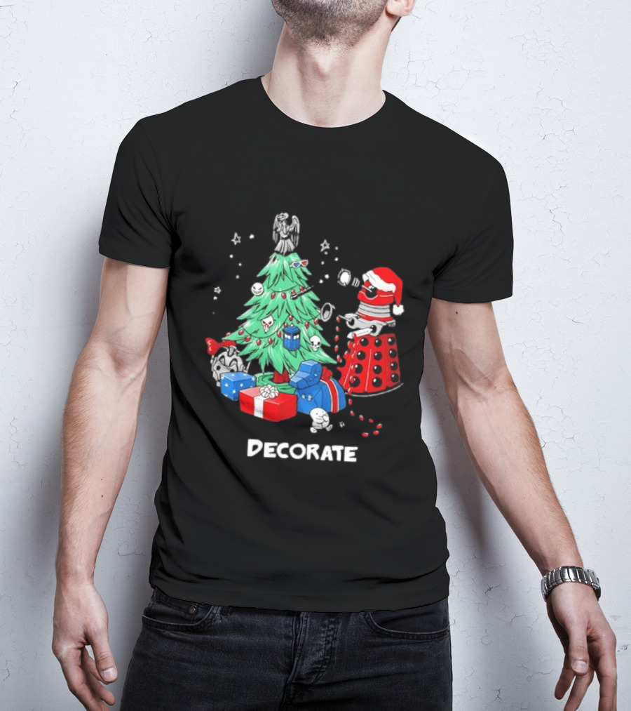 Doctor Who Dalek Christmas Tree Decorate Scene T-Shirt