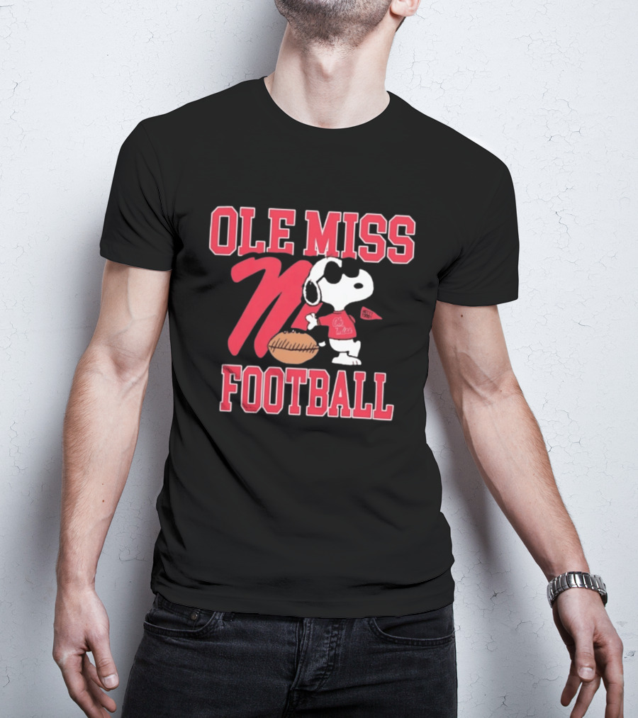 Ole Miss Football Snoopy Hotty Toddy Peanuts T-Shirt