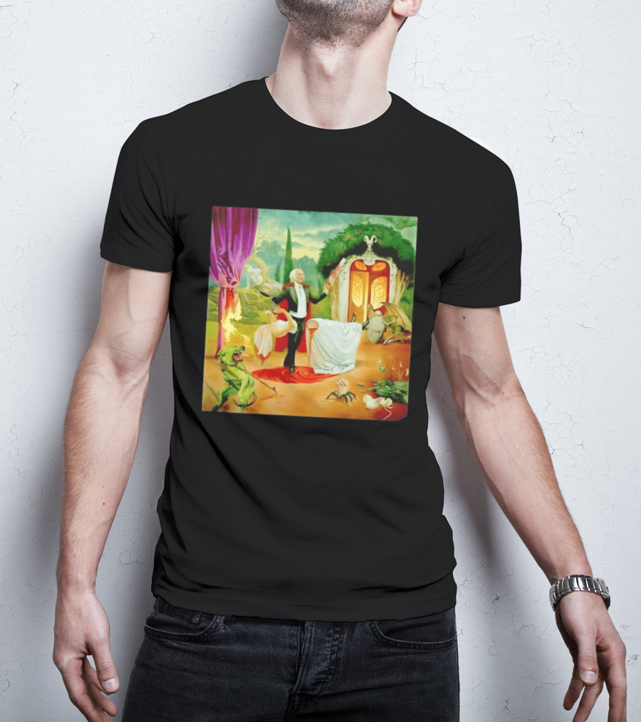 Surreal Magician Gothic Horror Sawing Woman In Half Fantasy Scene T-Shirt