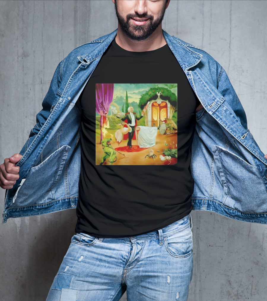 Surreal Magician Gothic Horror Sawing Woman In Half Fantasy Scene T-Shirt
