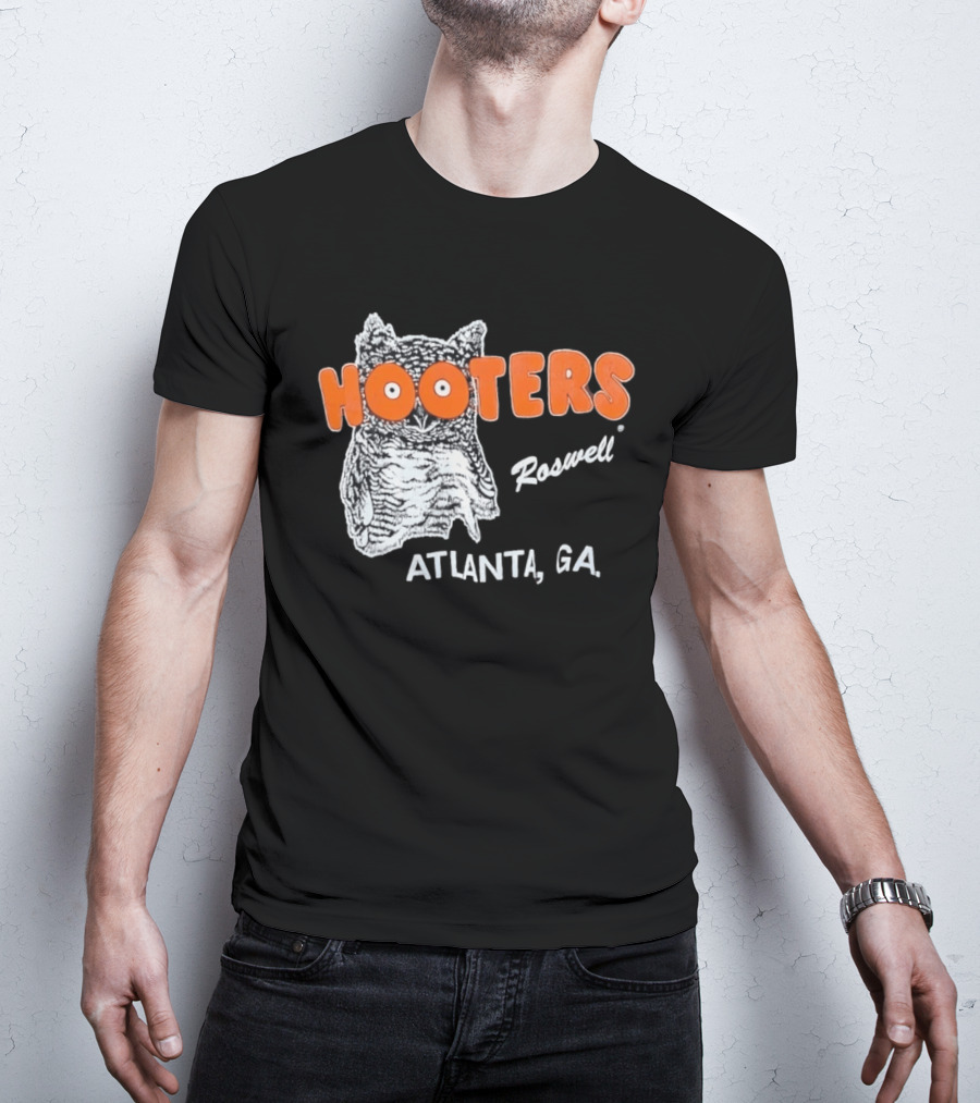 Hooters Roswell Atlanta GA Owl T-Shirt