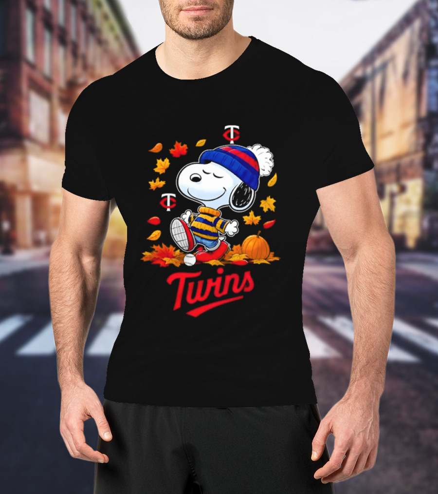 Snoopy Minnesota Twins Autumn Baseball MLB Peanuts Leaves Pumpkin T-Shirt