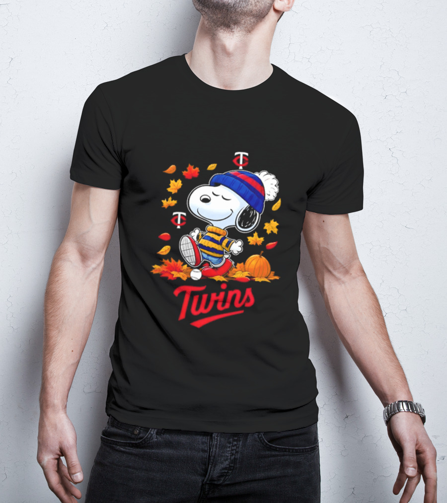 Snoopy Minnesota Twins Autumn Baseball MLB Peanuts Leaves Pumpkin T-Shirt