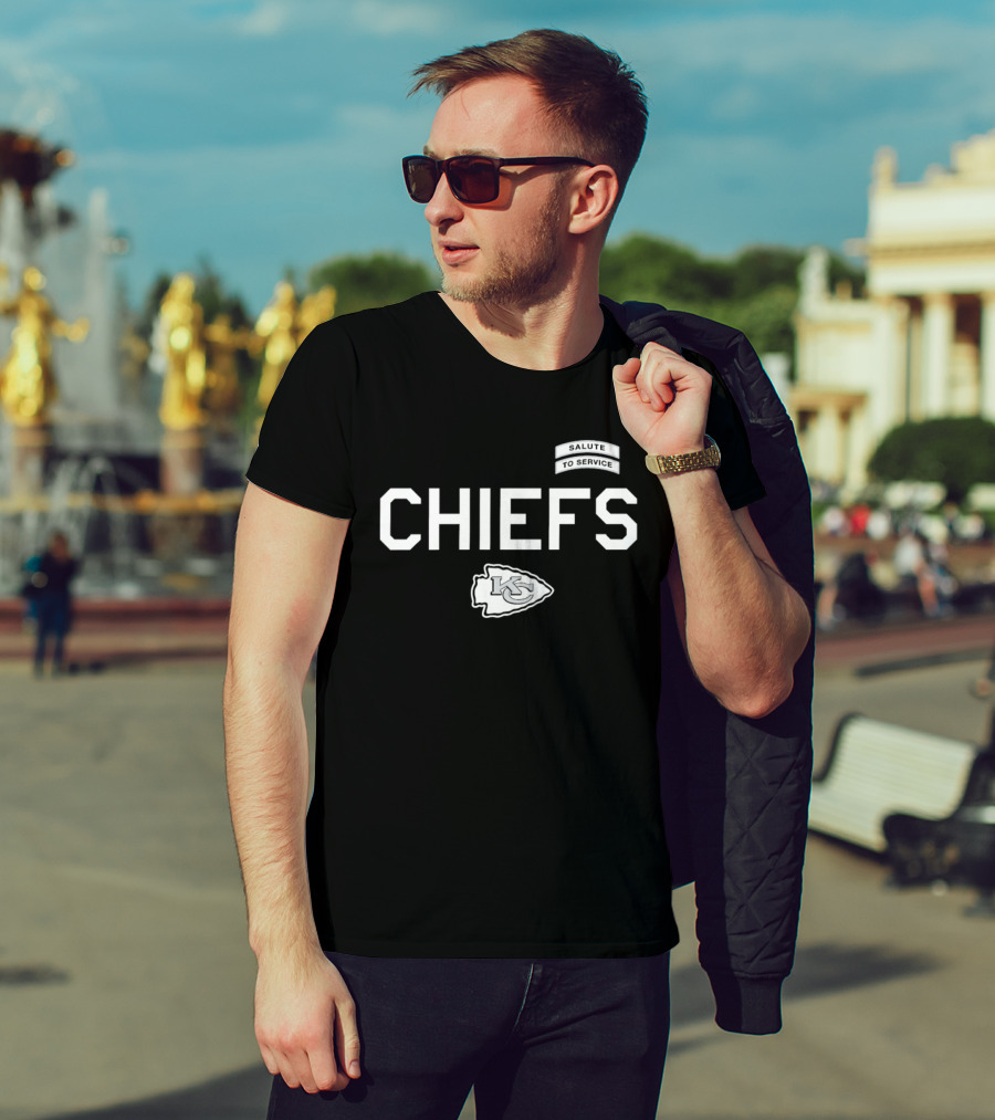 Kansas City Chiefs Salute To Service CHIEFS KC Arrowhead T-Shirt