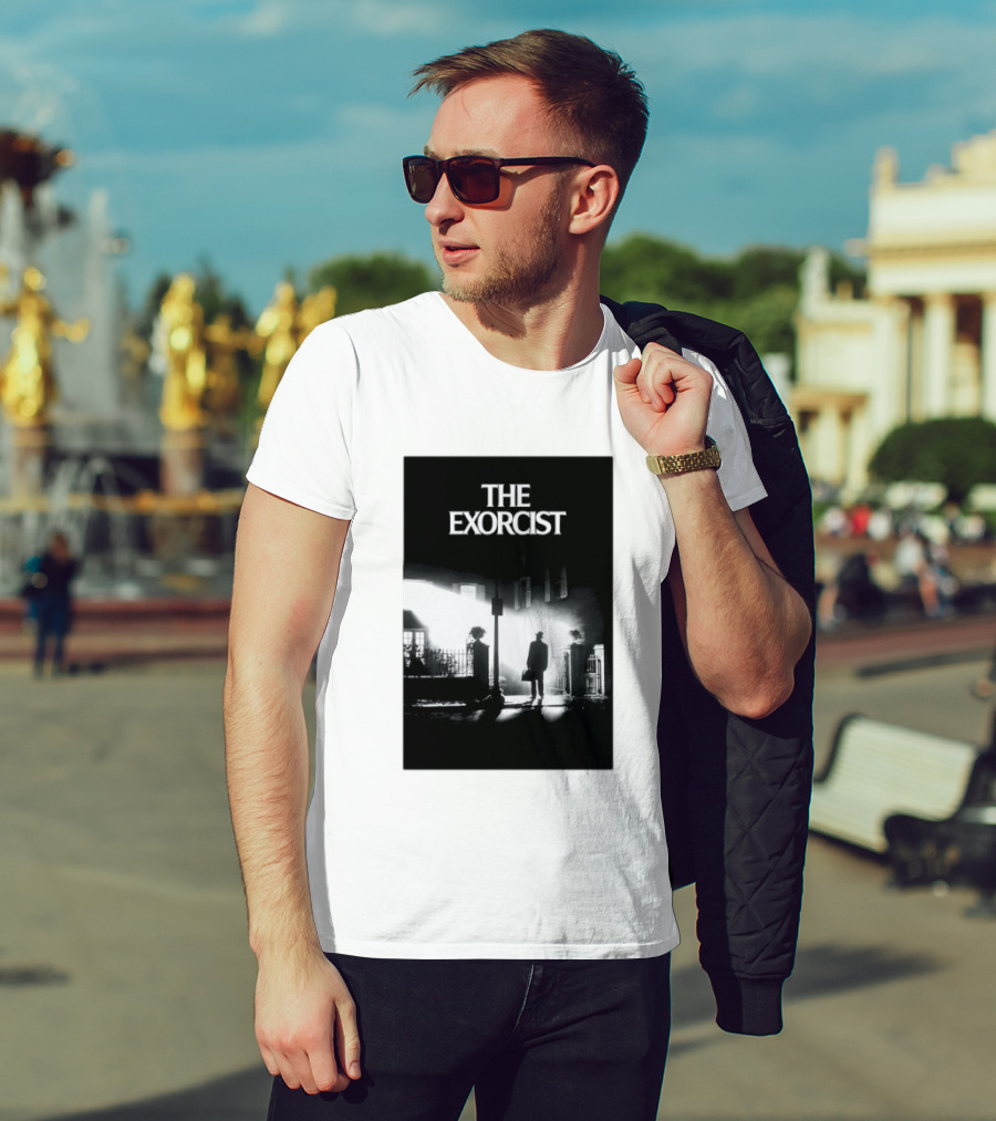 The Exorcist Iconic Horror Movie Walking Man Shadow Scene T-Shirt