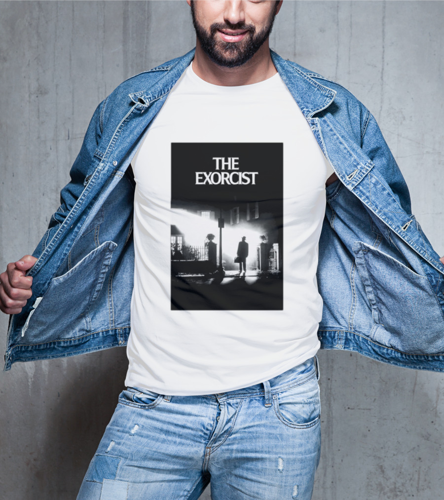 The Exorcist Iconic Horror Movie Walking Man Shadow Scene T-Shirt