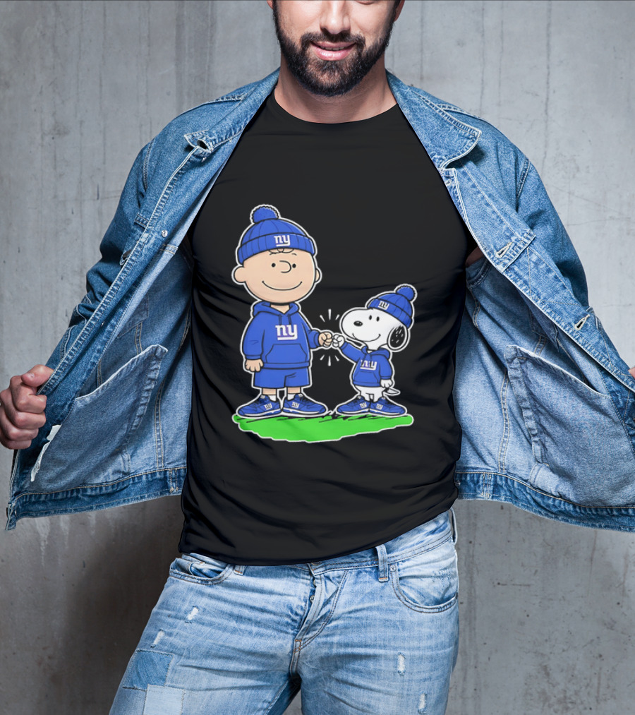 Snoopy And Charlie Brown NY Giants NFL Collaboration T-Shirt