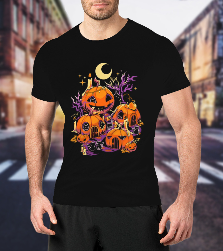 Pumpkin Halloween House Black Cat Crescent Moon Village T-Shirt