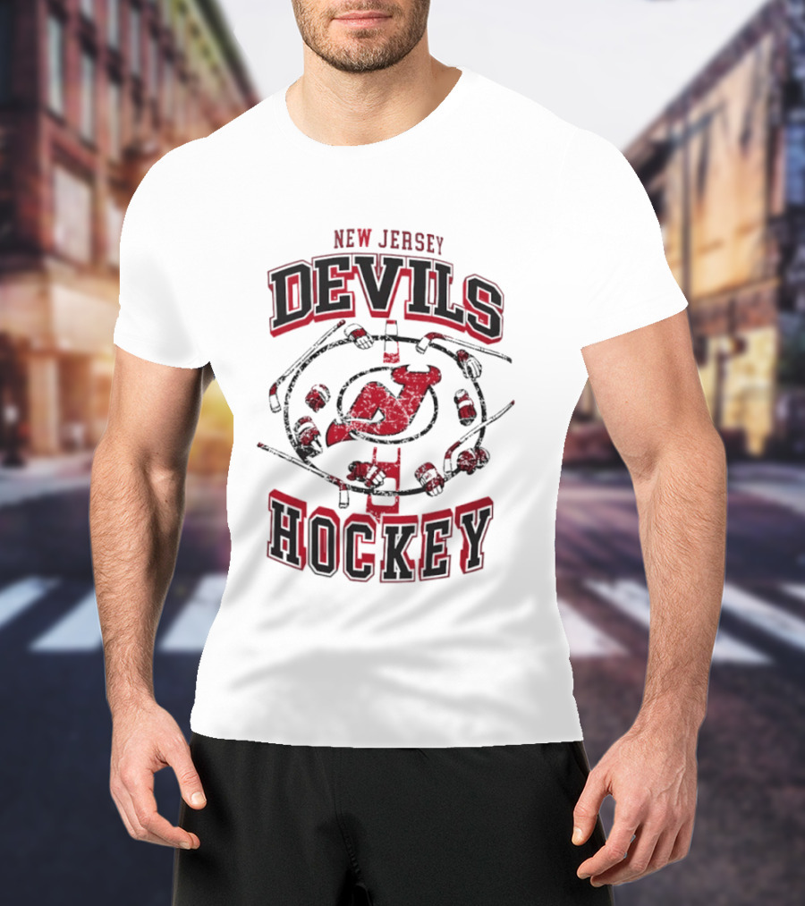 New Jersey Devils Hockey Distressed Vintage Style NHL Fan Gear T-Shirt