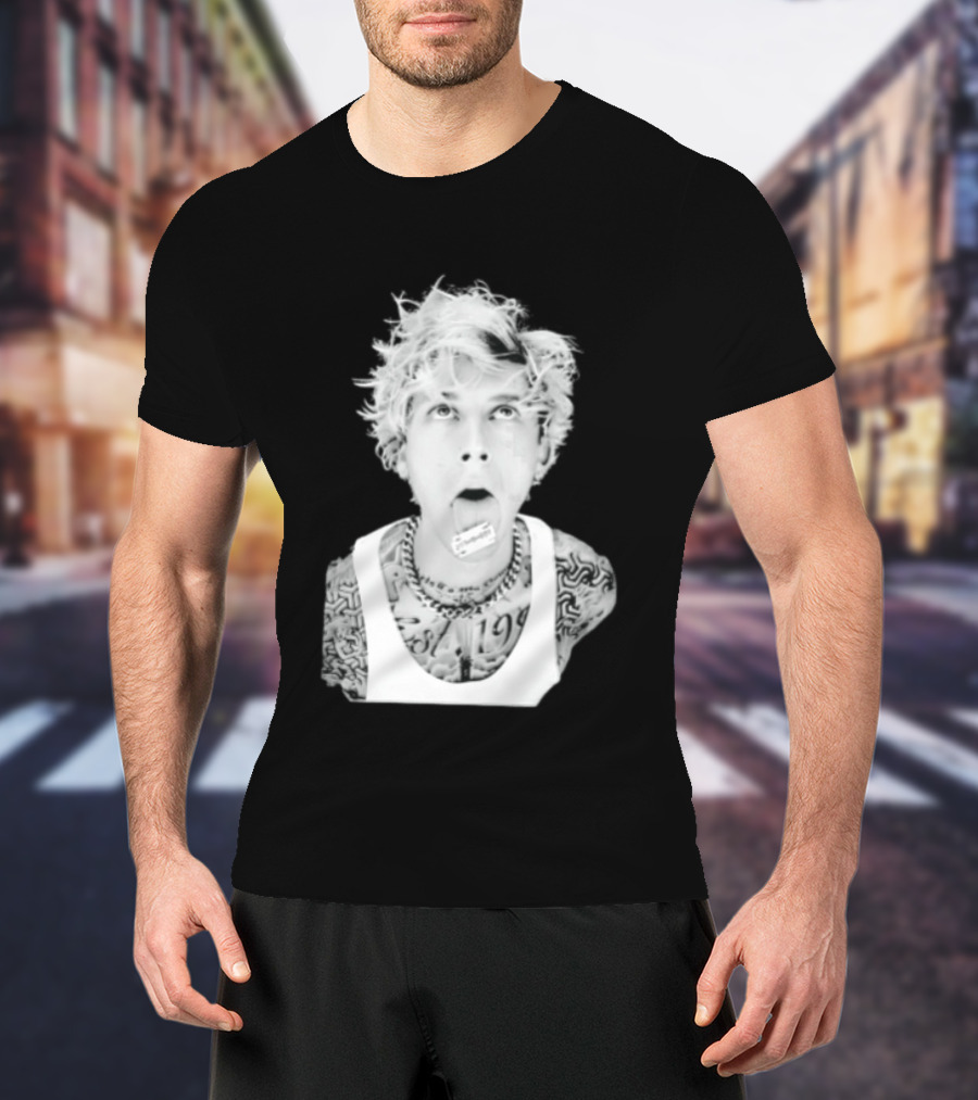 Machine Gun Kelly 1990 Blonde Hair Razor Tongue Tattoo Styling T-Shirt