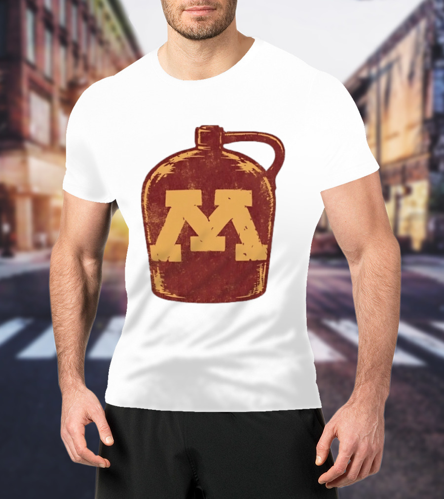 Minnesota Golden Gophers Distressed M Jug T-Shirt