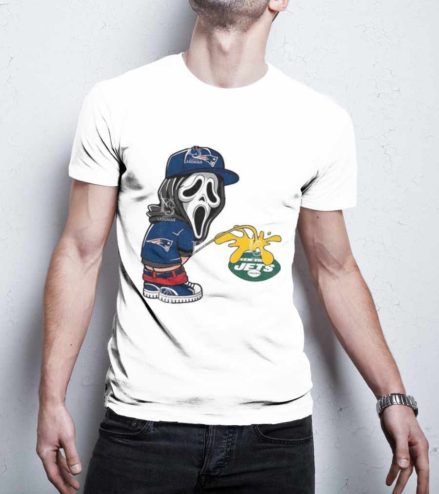 New England Patriots Ghostface Urinating On New York Jets T-Shirt