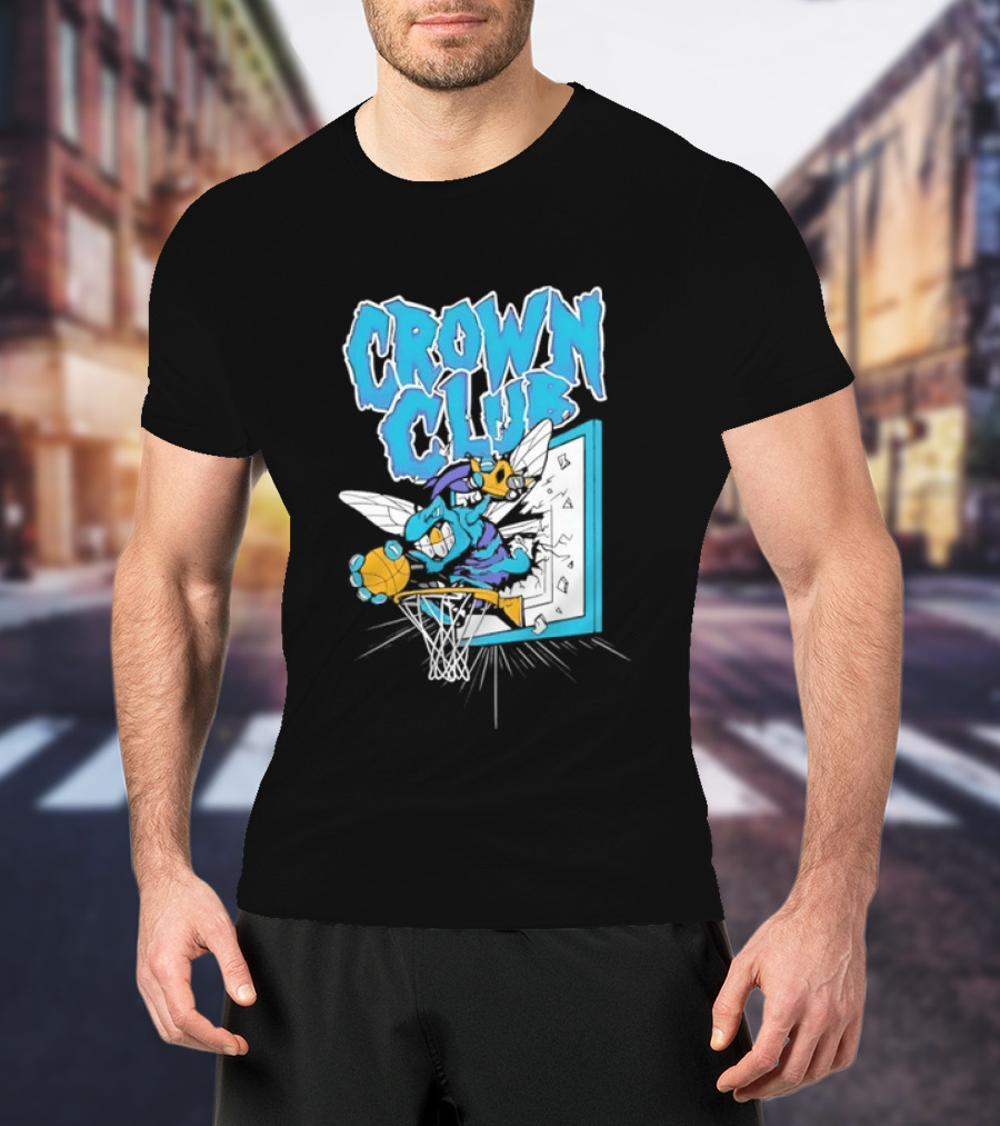 Crown Club Charlotte Hornets Basketball Dunking T-Shirt