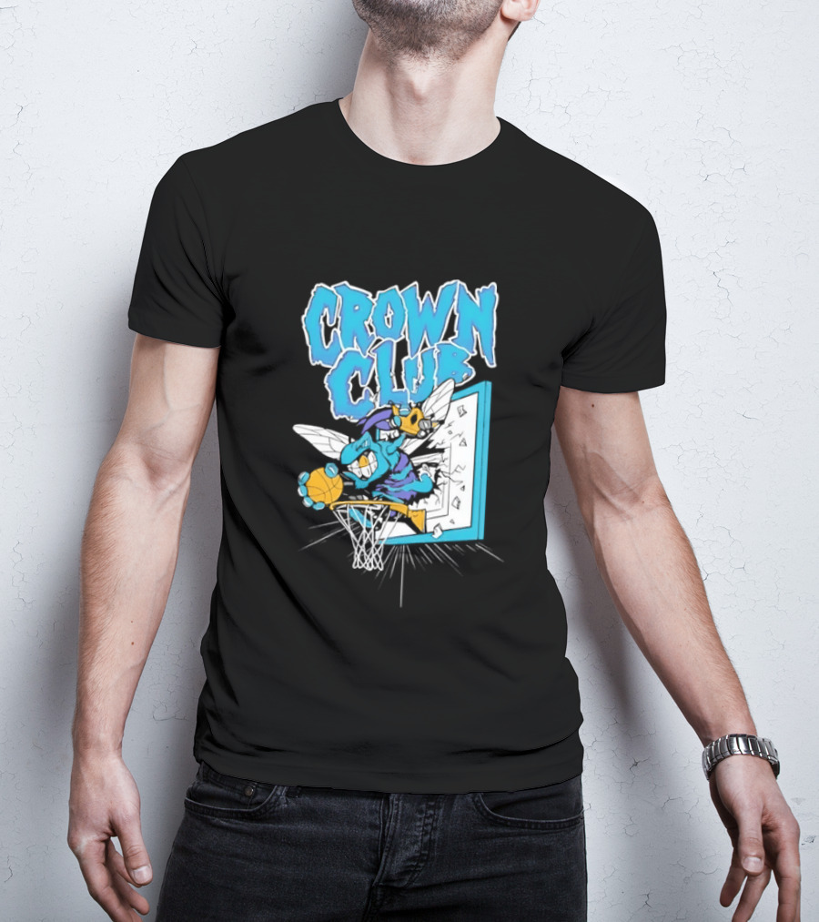 Crown Club Charlotte Hornets Basketball Dunking T-Shirt