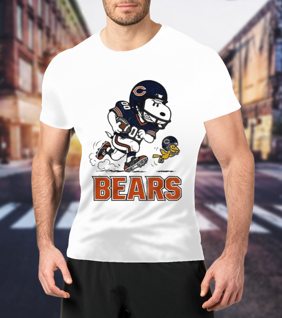 Chicago Bears Snoopy And Woodstock Football Team Fan T-Shirt