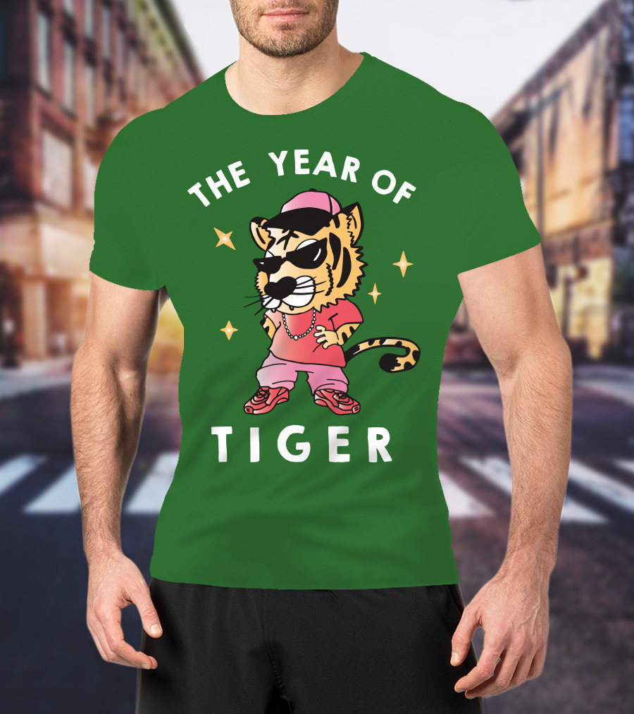 THE YEAR OF TIGER Hip Hop Style Cartoon Tiger Wearing Sunglasses And Chain T-Shirt