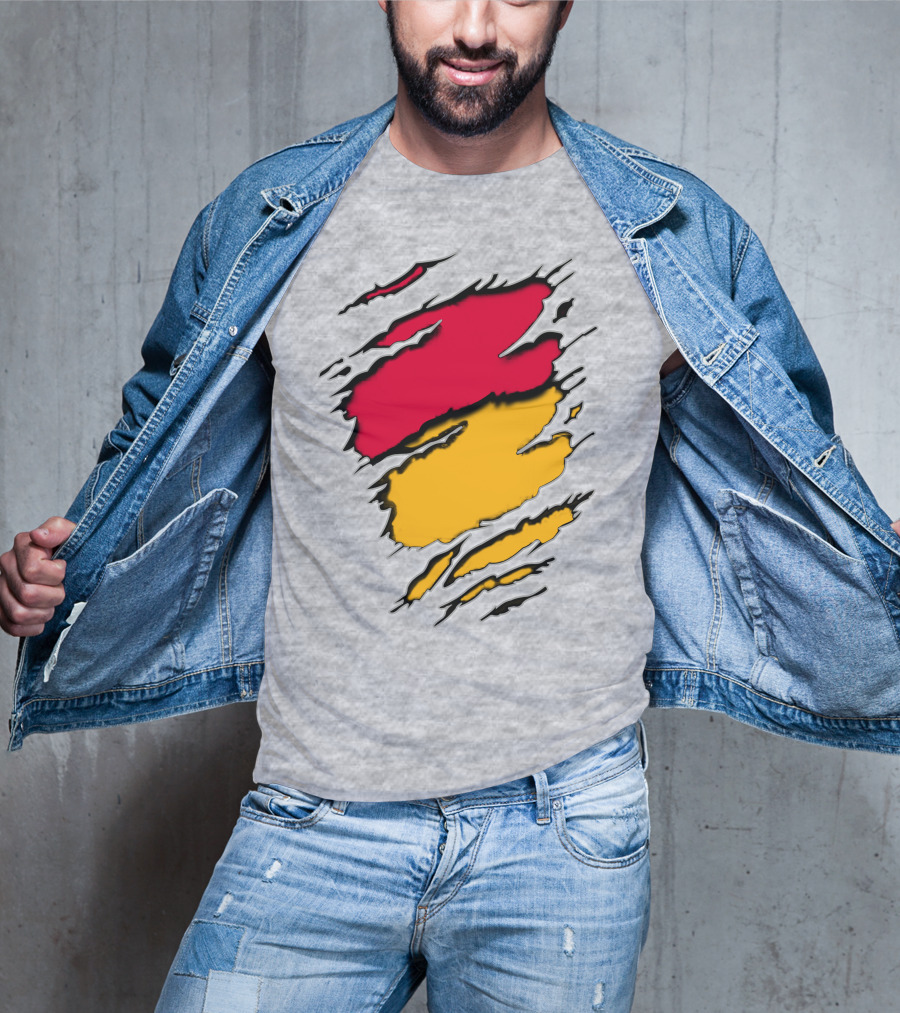 Pac Bra Claw Marks Design Red Yellow Scratch Marks T-Shirt
