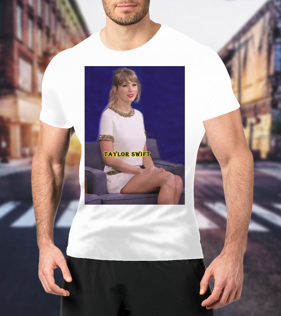 TAYLOR SWIFT Fans Theory About Actress In 10-Minute 'All Too Well' T-Shirt