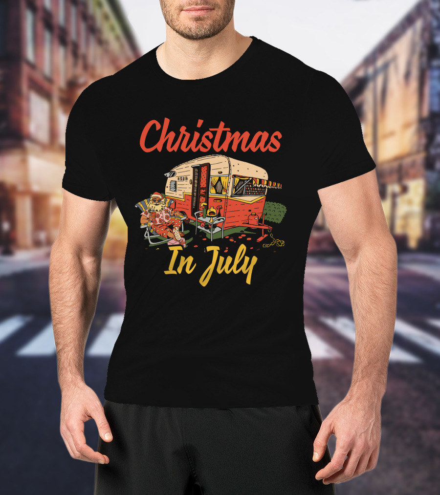 Christmas In July Festival Camping Fun With Santa In Caravan T-Shirt