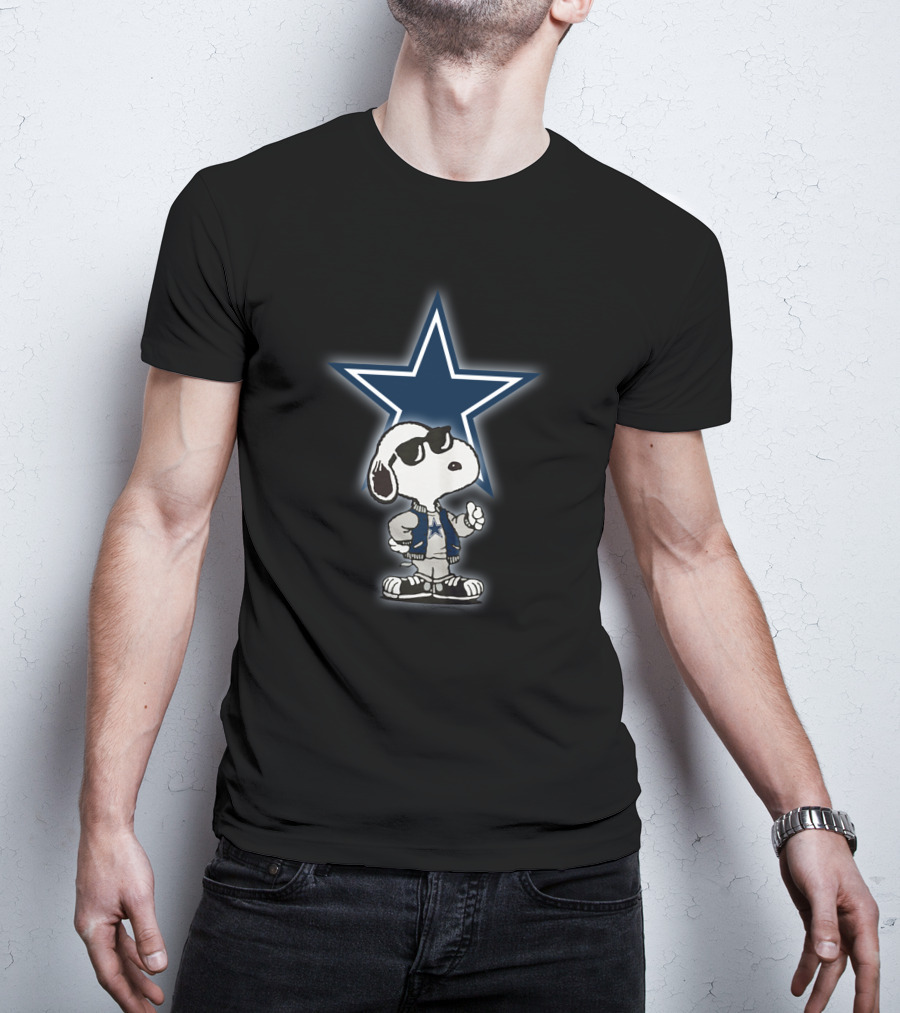 Dallas Cowboys Snoopy Star Logo Iconic Football Team T-Shirt