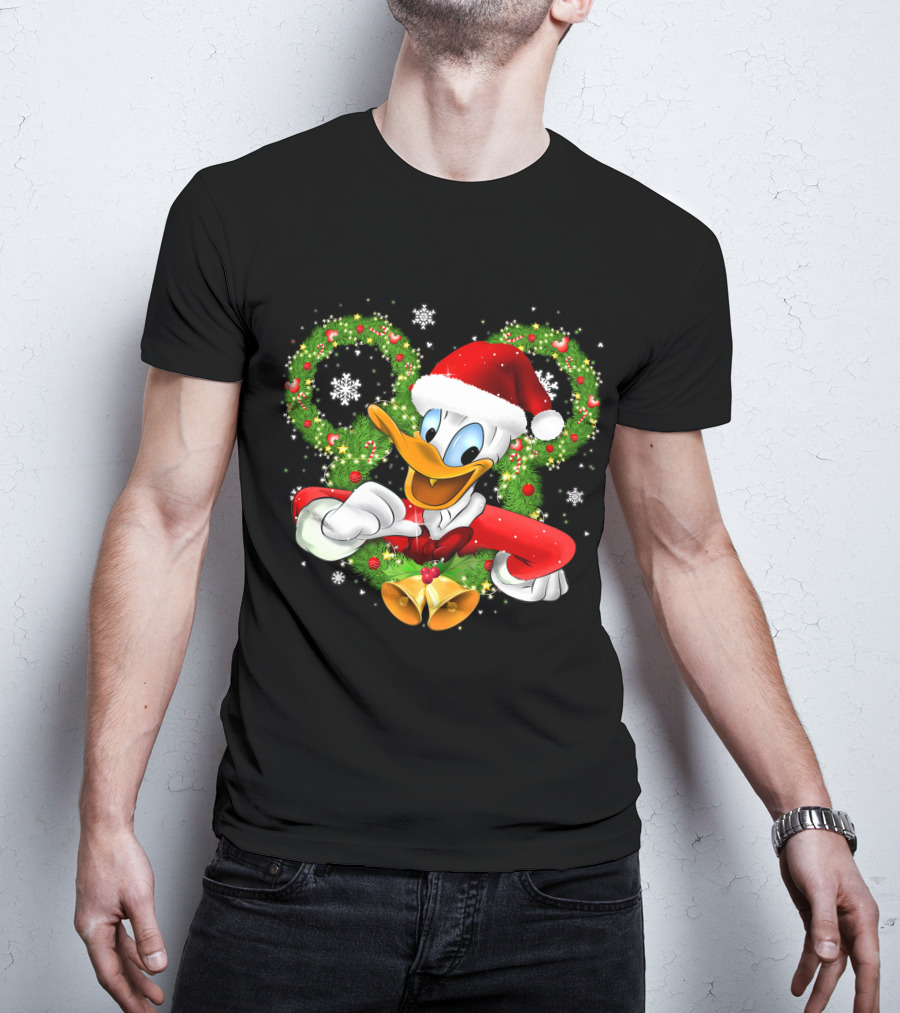 Santa Donald Duck Christmas Wreath Snowflakes T-Shirt