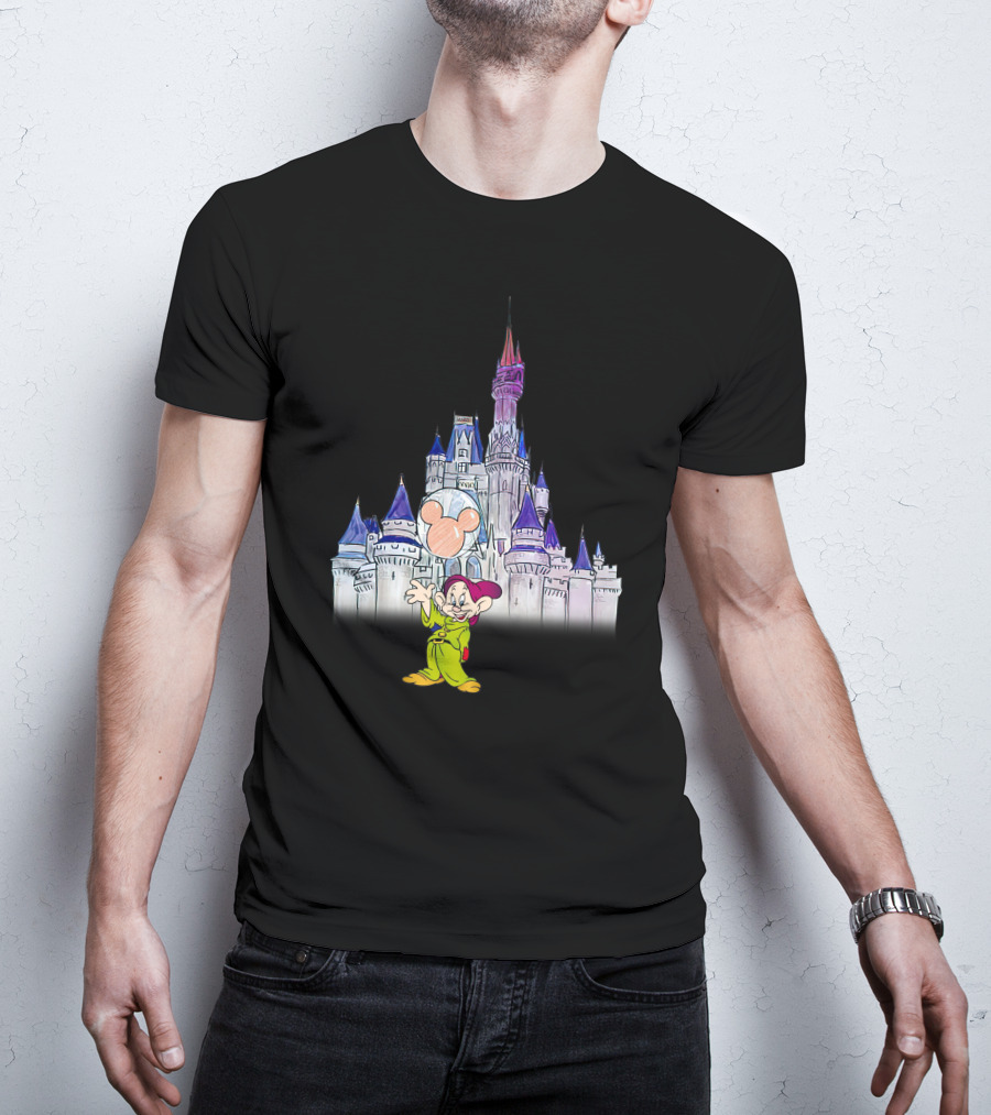 Dopey At Disney Castle With Mickey Balloon T-Shirt