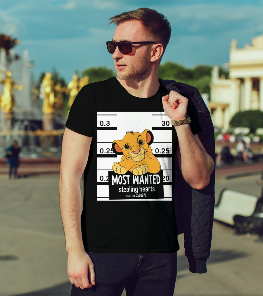 Most Wanted Simba Stealing Hearts Case No. 2568978 T-Shirt